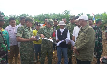 Pastikan Percepatan Program Ketahanan Pangan, Danrem 042/Gapu Tinjau Cetak Sawah Rakyat Di Tebo