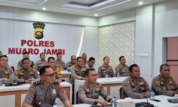 Polres Muaro Jambi Ikuti Zoom Meeting Penganugerahan Hoegeng Awards 2026
