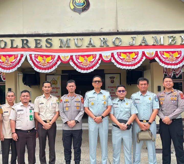 Kapolres Muaro Jambi Terima Kunjungan Jasa Raharja, UPT Samsat, dan BPPRD Perkuat Sinergi Tingkatkan Kesadaran Tertib Berlalu Lintas