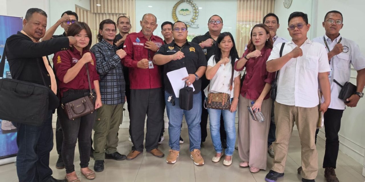 Tim Advokasi UUN Serahkan Permohonan Audiensi Ke Komisi III DPR RI Dan Puan Maharani