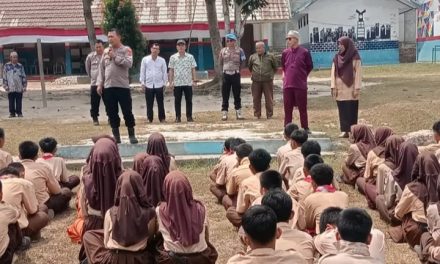 Polsek Sungai Gelam Edukasi Pelajar SMPN 40 Muaro Jambi tentang Bahaya Bullying