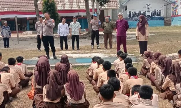 Polsek Sungai Gelam Edukasi Pelajar SMPN 40 Muaro Jambi tentang Bahaya Bullying