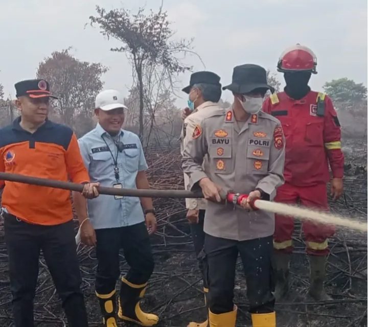 Kapolres Muaro Jambi Bersama Forkopimda Cek Penanganan Karhutla di Sungai Gelam