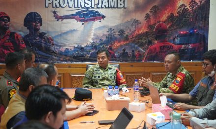 Danrem 042/Gapu Cek Kesiapan Posko Udara, Perkuat Operasi Pemadaman Karhutla di Jambi