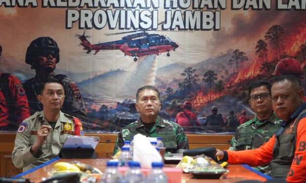 Pangdam XX/TIB Tinjau Posko Udara Dan Darat, Pastikan Kesiapsiagaan Penanganan Karhutla Di Jambi