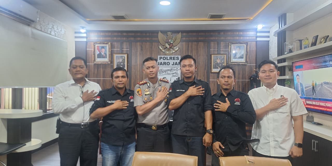 JARI Gelar Aksi Di Mapolres Muaro Jambi, Desak Penangkapan DPO Asrin Yang Mangkrak Sejak 2023