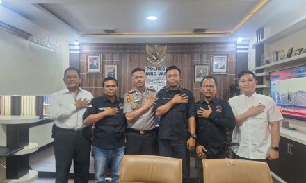 JARI Gelar Aksi Di Mapolres Muaro Jambi, Desak Penangkapan DPO Asrin Yang Mangkrak Sejak 2023