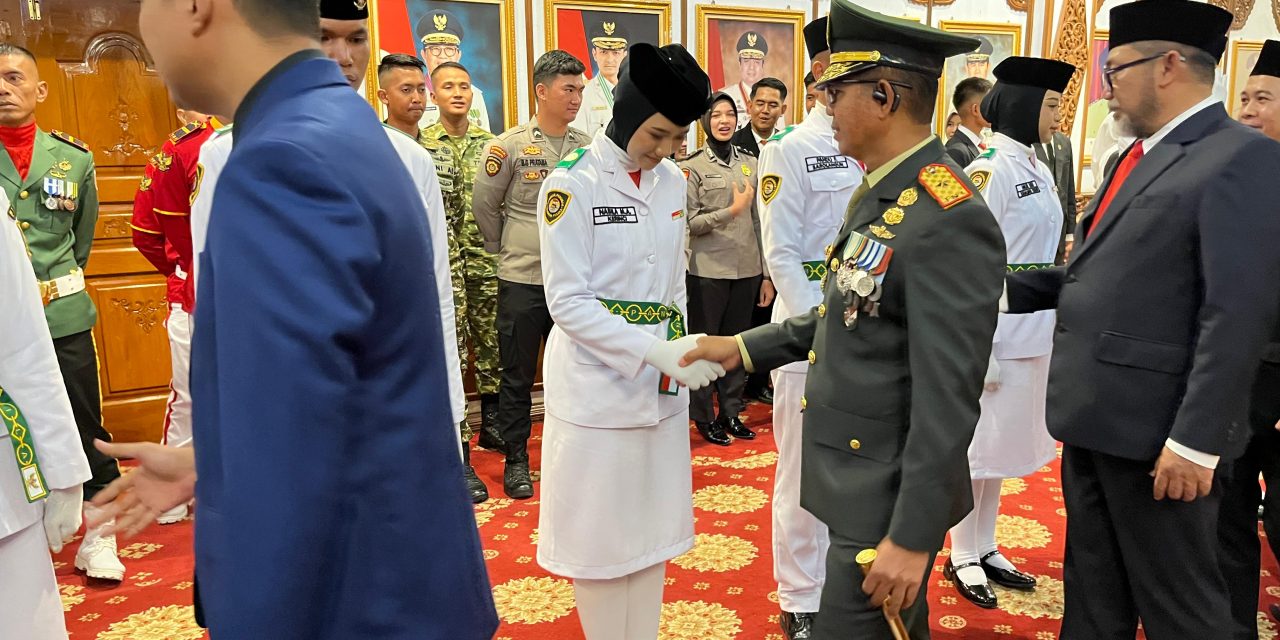 Danrem 042/Gapu Hadiri Pengukuhan Paskibraka Provinsi Jambi 2026