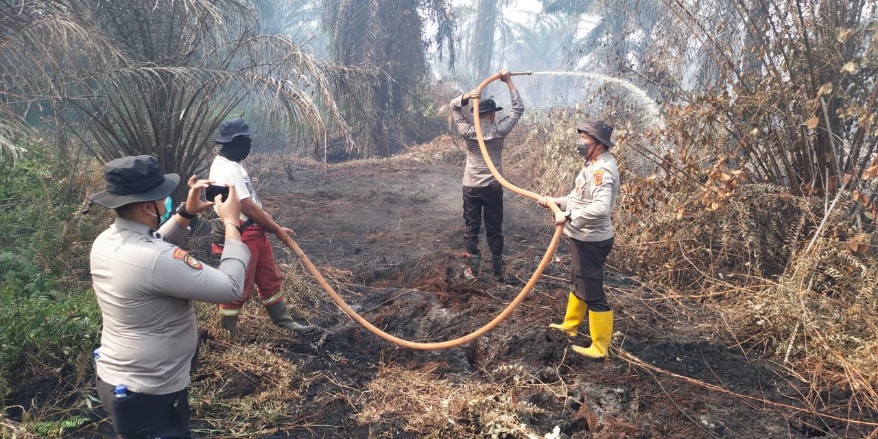 Hari Ke-10 Penanganan Karhutla di Sungai Gelam, Tim Gabungan Fokus Lakukan Pendinginan
