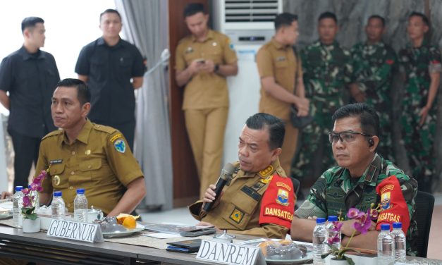 Danrem 042/Gapu dan Gubernur Jambi Perkuat Sinergi Penanganan Karhutla Lewat Rakor di Batanghari