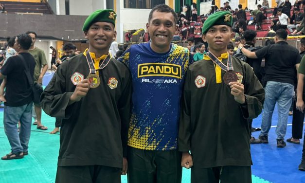 Dua Prajurit Yonif TP 951/Pandeka Marapi Raih Medali pada Kejuaraan Pencak Silat Piala Pangdam XX/TIB