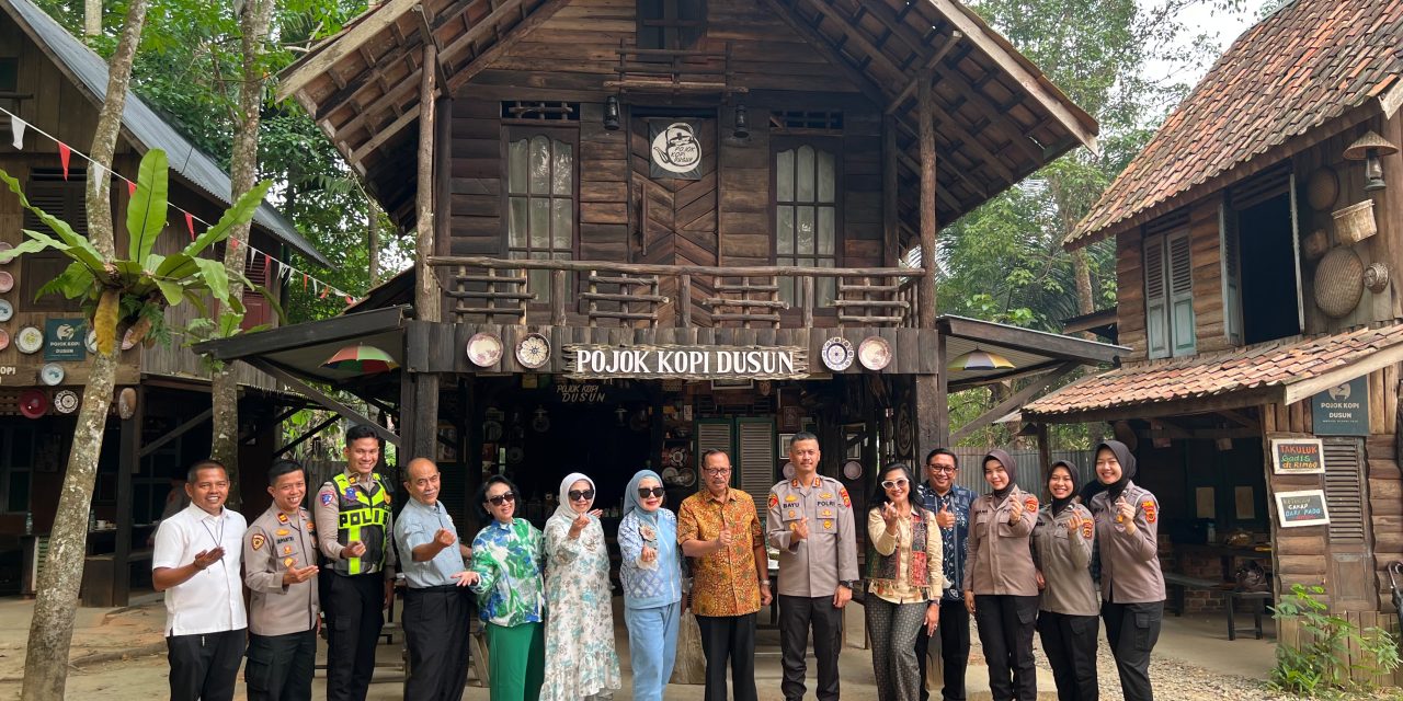 Kapolres Muaro Jambi Sambut DPP LVRI Di Kawasan Cagar Budaya Muaro Jambi