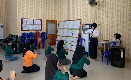 Kembangkan Bakat dan Kreativitas, Warga Binaan Lapas Perempuan Jambi Ikuti Latihan Tari