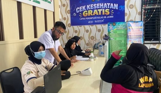 Jaga Kesehatan, Warga Binaan Rutin Jalani Pemeriksaan di Klinik Lapas Perempuan Jambi