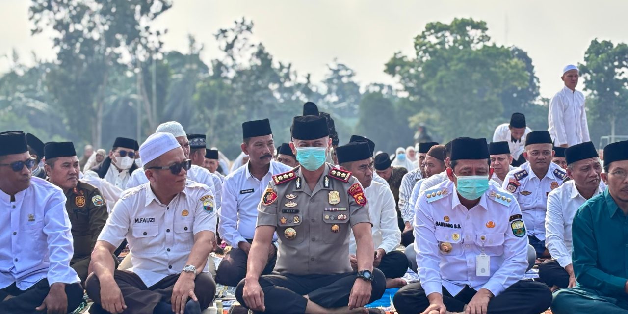 Bersama Pemkab Dan Masyarakat, Kapolres Muaro Jambi Ikuti Salat Istisqa