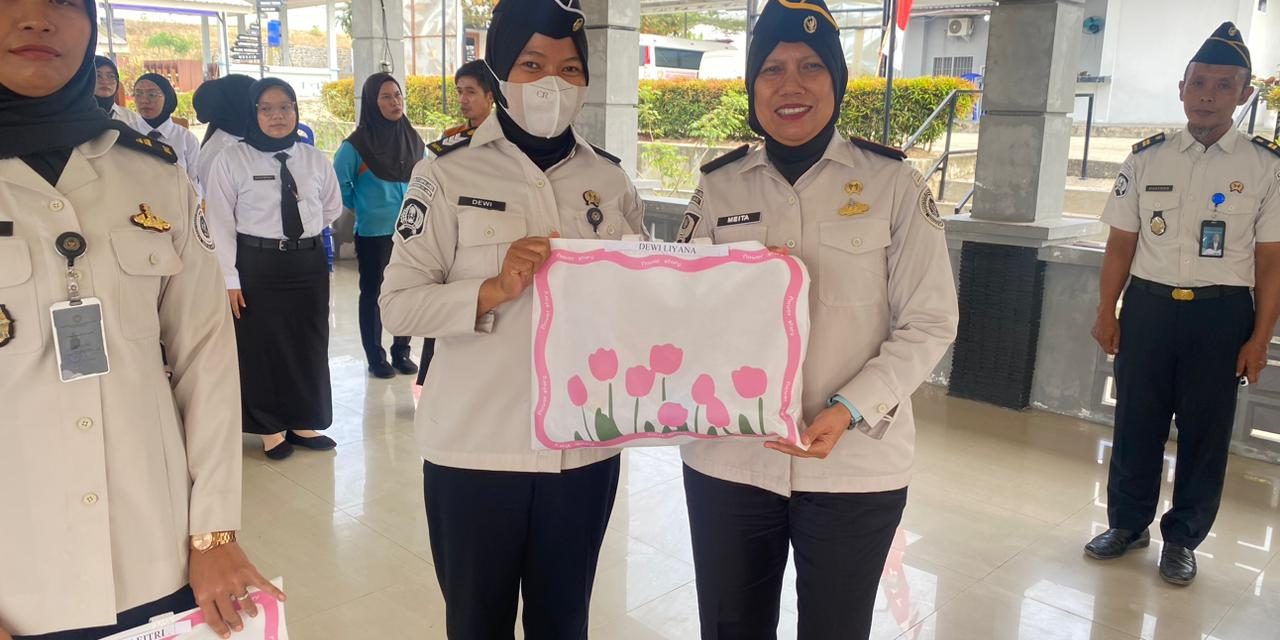 Petugas Lapas Perempuan Kelas IIB Jambi Terima Suplemen Daya Tahan Tubuh