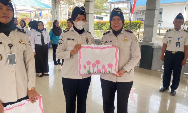 Petugas Lapas Perempuan Kelas IIB Jambi Terima Suplemen Daya Tahan Tubuh