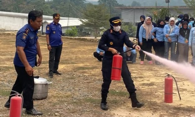 Lapas Perempuan Jambi Perkuat Kesiapsiagaan Kebakaran Melalui Simulasi Bersama Damkar