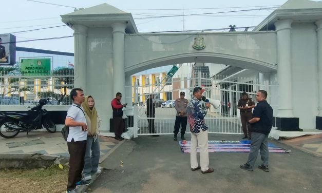 AMUK Desak Kejati Jambi Usut Dugaan Penyimpangan Proyek Pelebaran Jalan Sungai Duren–Sungai Buluh Rp9,65 Miliar