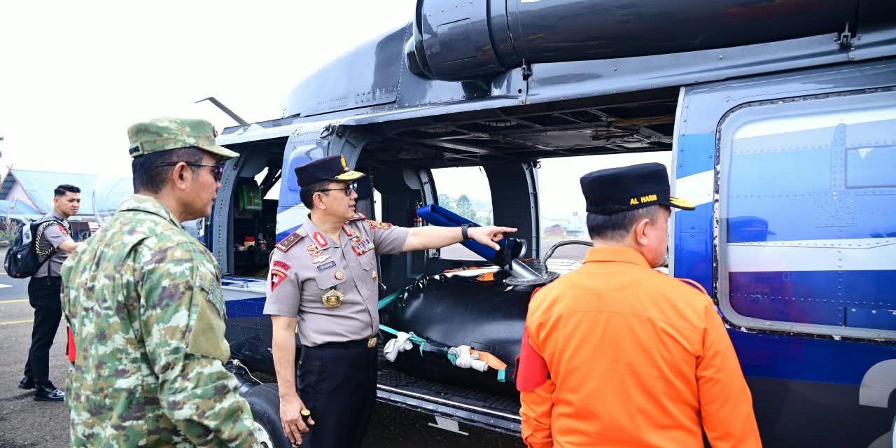 Kapolda Jambi Dampingi Gubernur Lepas 90 Personel Gabungan untuk Padamkan Karhutla di Taman Nasional Berbak