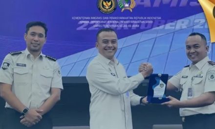 Kakanwil Ditjenpas Jambi Berikan Kuliah Umum kepada 800 Taruna Poltekimipas, Tekankan Integritas dan Jiwa Korsa